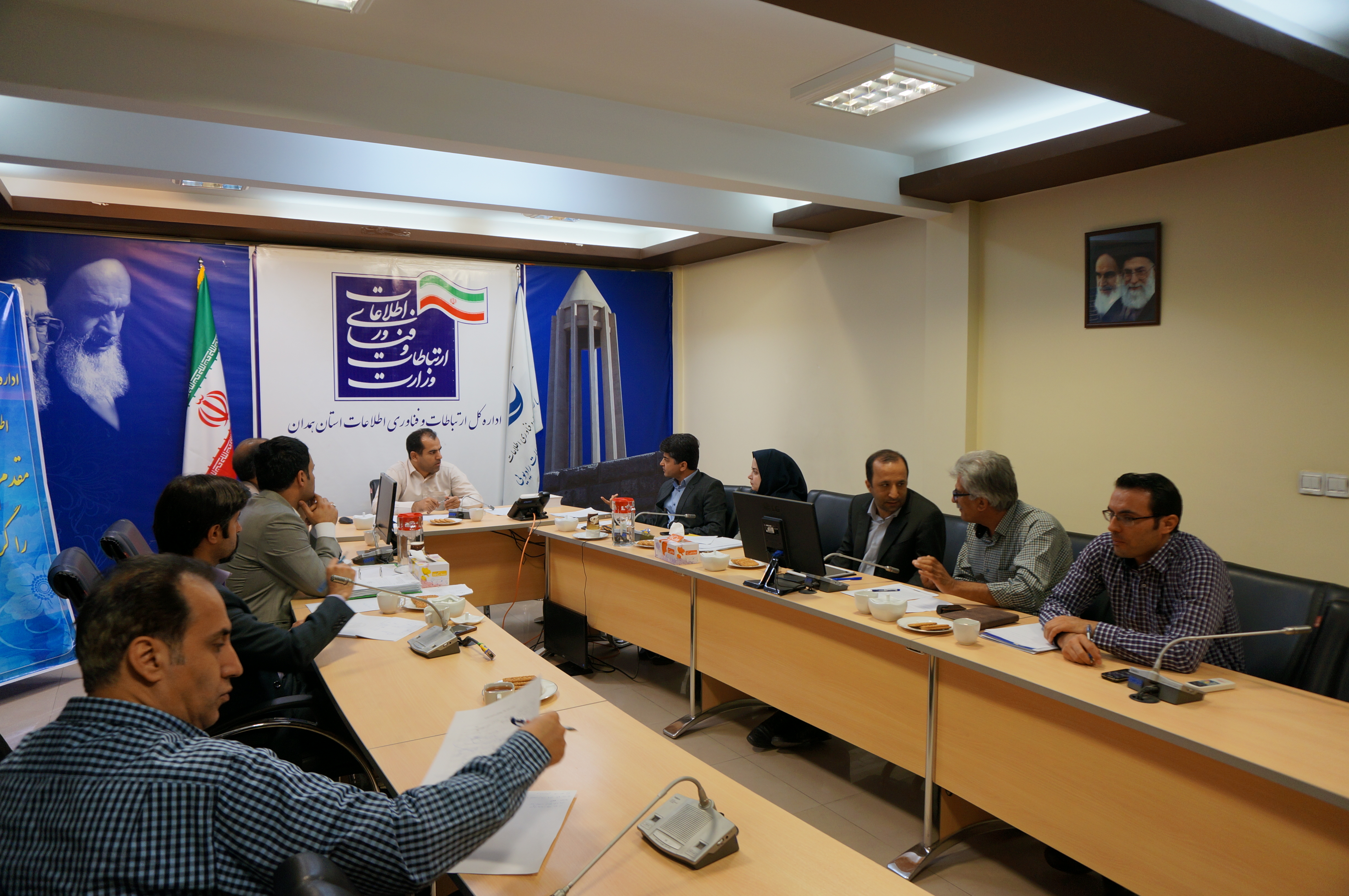 دفاتر پیشخوان