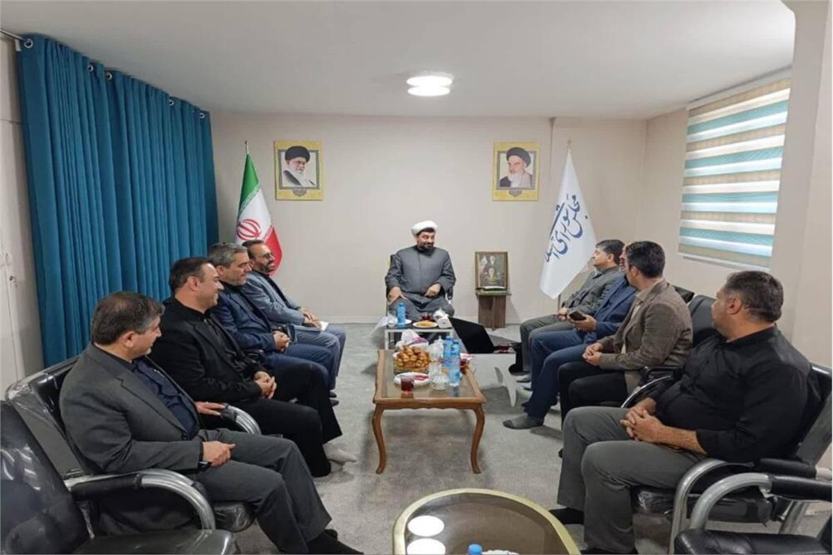 لزوم توسعه فیبر نوری و رفع مشکلات آنتن دهی تلفن همراه در ملایر