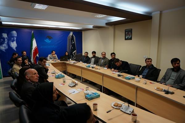 برگزاری 4 نشست کارشناسی و تخصصی توسعه دولت الکترونیک با حضور کارشناسان فناوری اطلاعات دستگاههای اجرایی استان همدان و تبیین و تشریح مدل و ضوابط فنی و اجرایی توسعه دولت الکترونیکی.