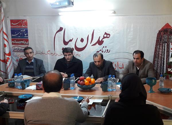 بازدید مدیر کل ارتباطات و فناوری اطلاعات استان از روزنامه همدان پیام