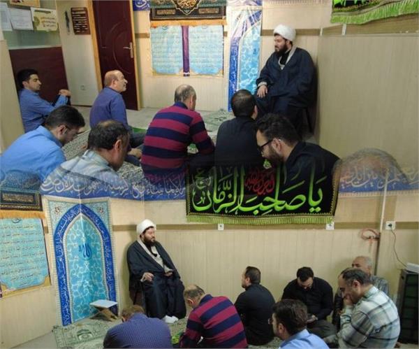 مراسم عزاداری و سوگواری ایام فاطمی در اداره کل ارتباطات همدان برگزار شد