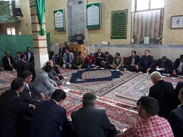 بررسی میدانی مشکلات ارتباطی روستاهای شهرستان رزن با حضور مدیر کل ارتباطات استان و فرماندار رزن